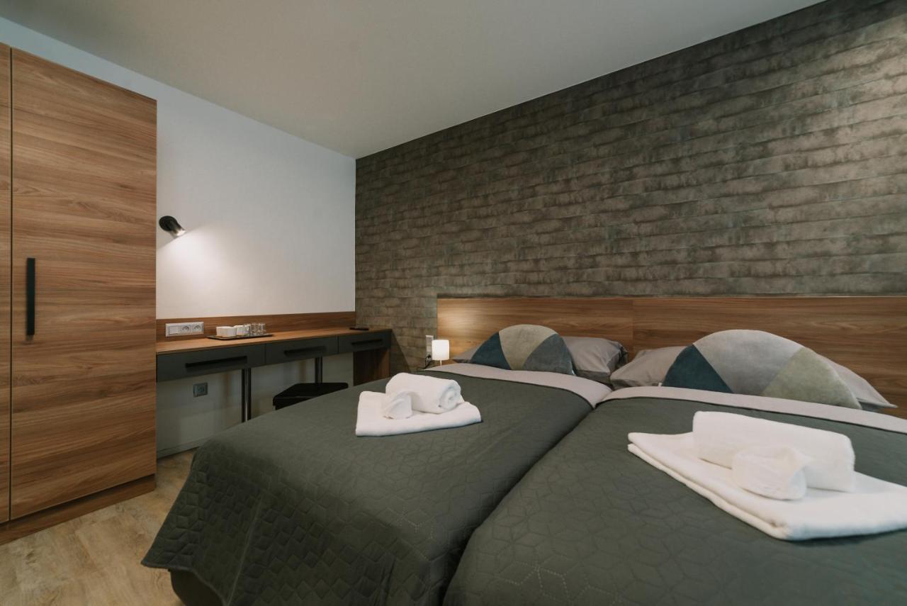 Lidovy Dum Opava Hotel Ngoại thất bức ảnh