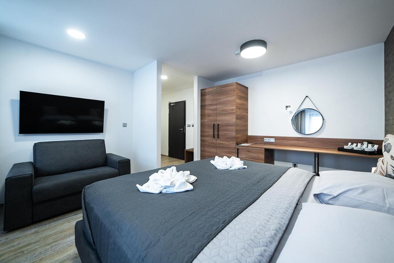 Lidovy Dum Opava Hotel Ngoại thất bức ảnh