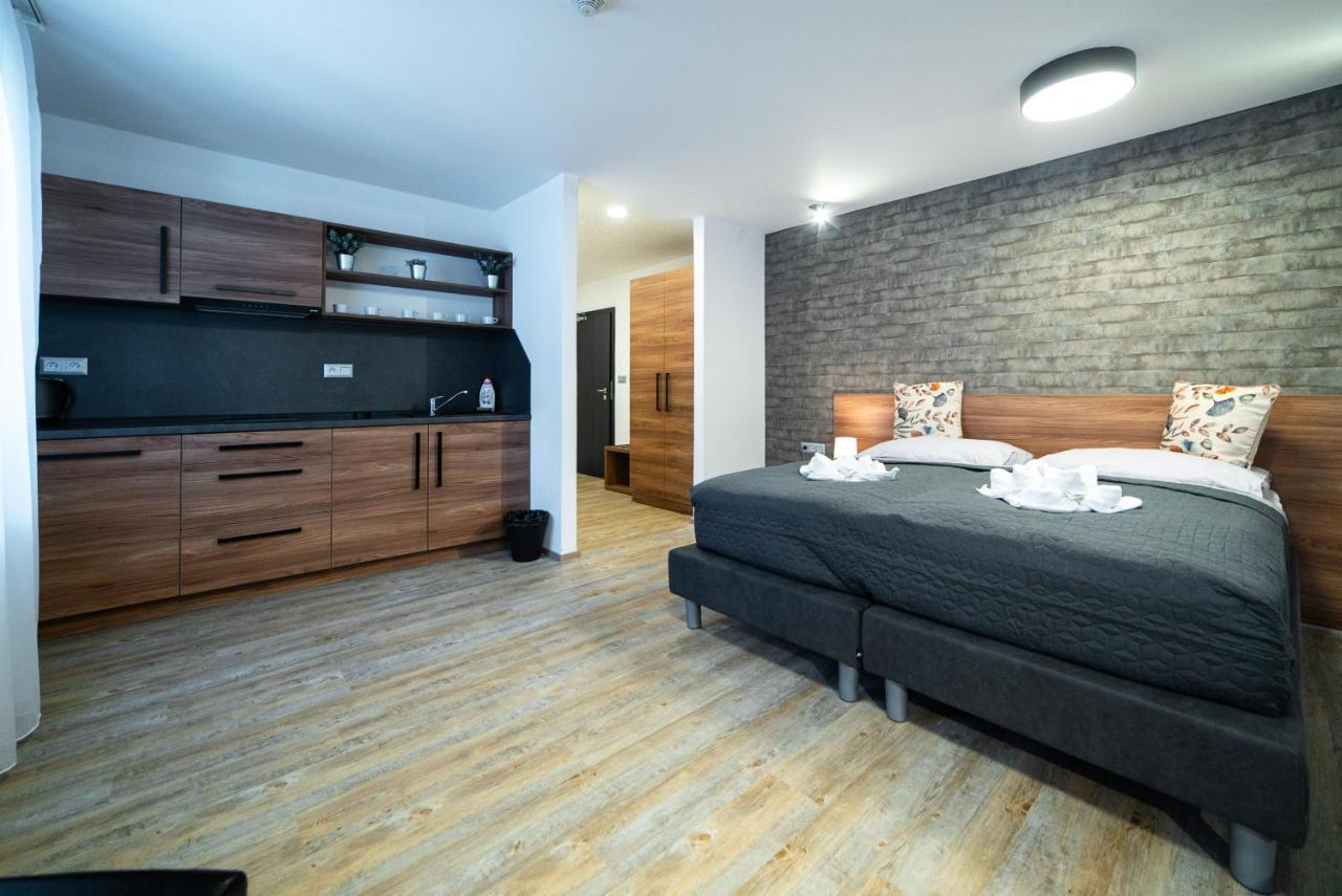 Lidovy Dum Opava Hotel Ngoại thất bức ảnh